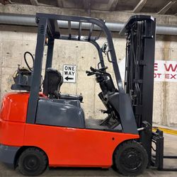 TOYOTA M7 forklift for sale EXCELLENT 