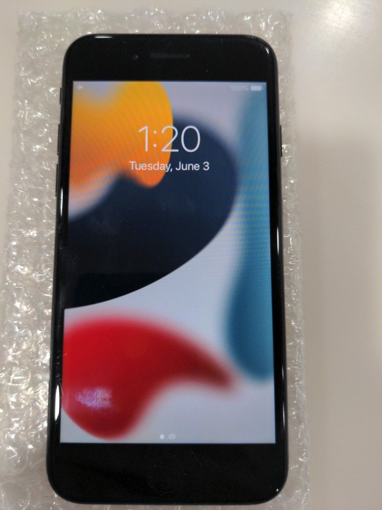 iPhone 7 32GB Unlocked Excellent Condition T-Mobile ATT MetroPCS Verizon