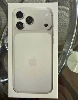 iPhone 17 pro max 256gb silver