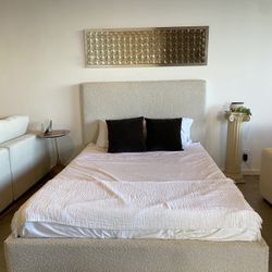 Designer~Style White Bouclè Bed Frame w/ Wood trim 🪵 