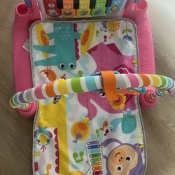 Fisher-Price Baby Playmat Deluxe Kick & Play Piano Gym