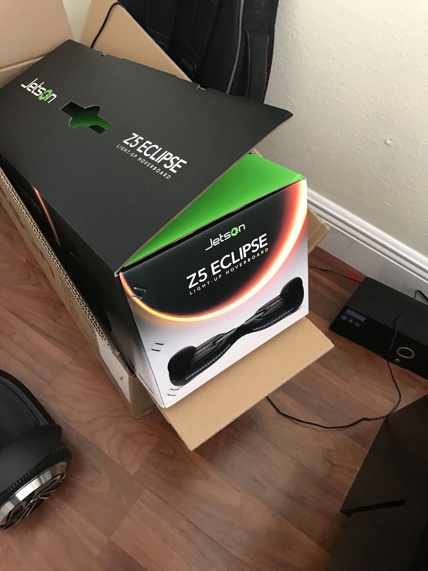 JETSON Z5 ECLIPSE HOVERBOARD WITH BLUETOOTH SPEAKER for Sale in Pembroke Pines FL OfferUp