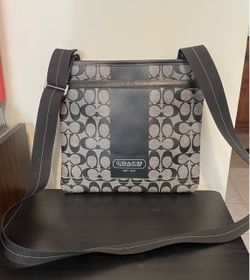 Vintage COACH Heritage crossbody messenger bag in black/grey