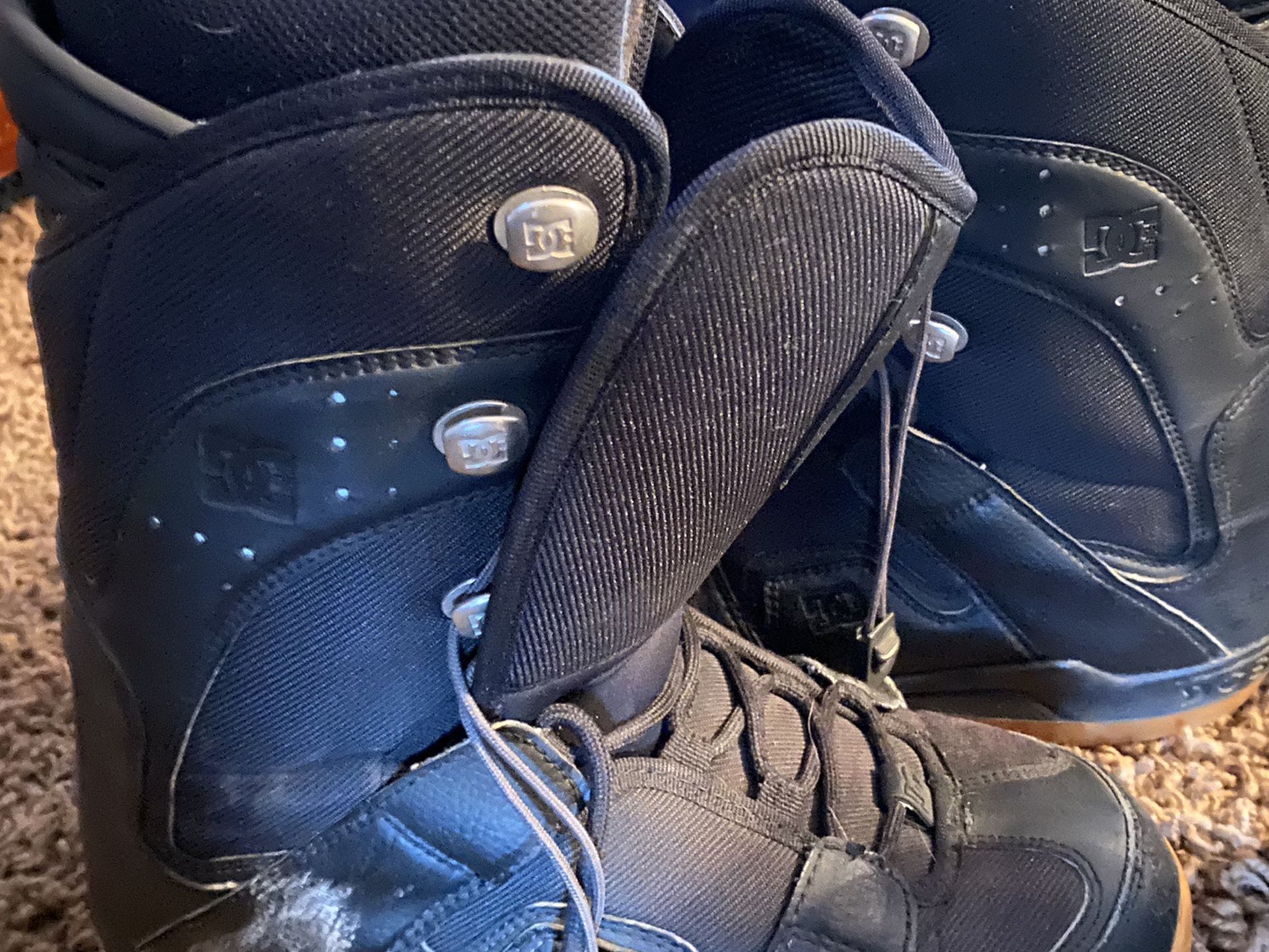 DC Snow board Boots Soze 9.5 Men’s