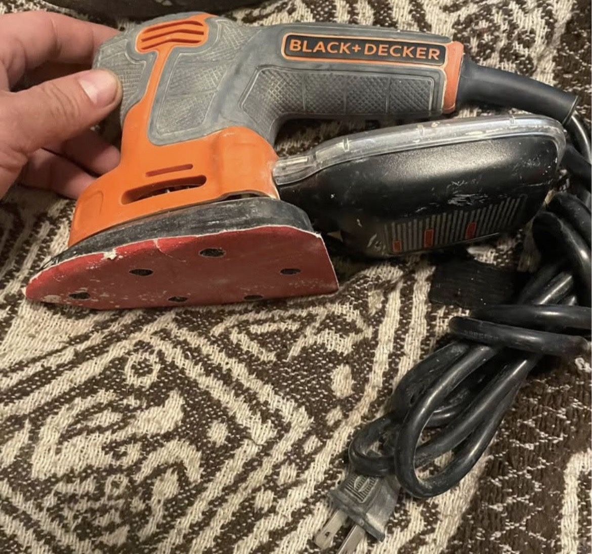 Black and decker corded detail mouse sander for Sale in Fullerton, CA ...