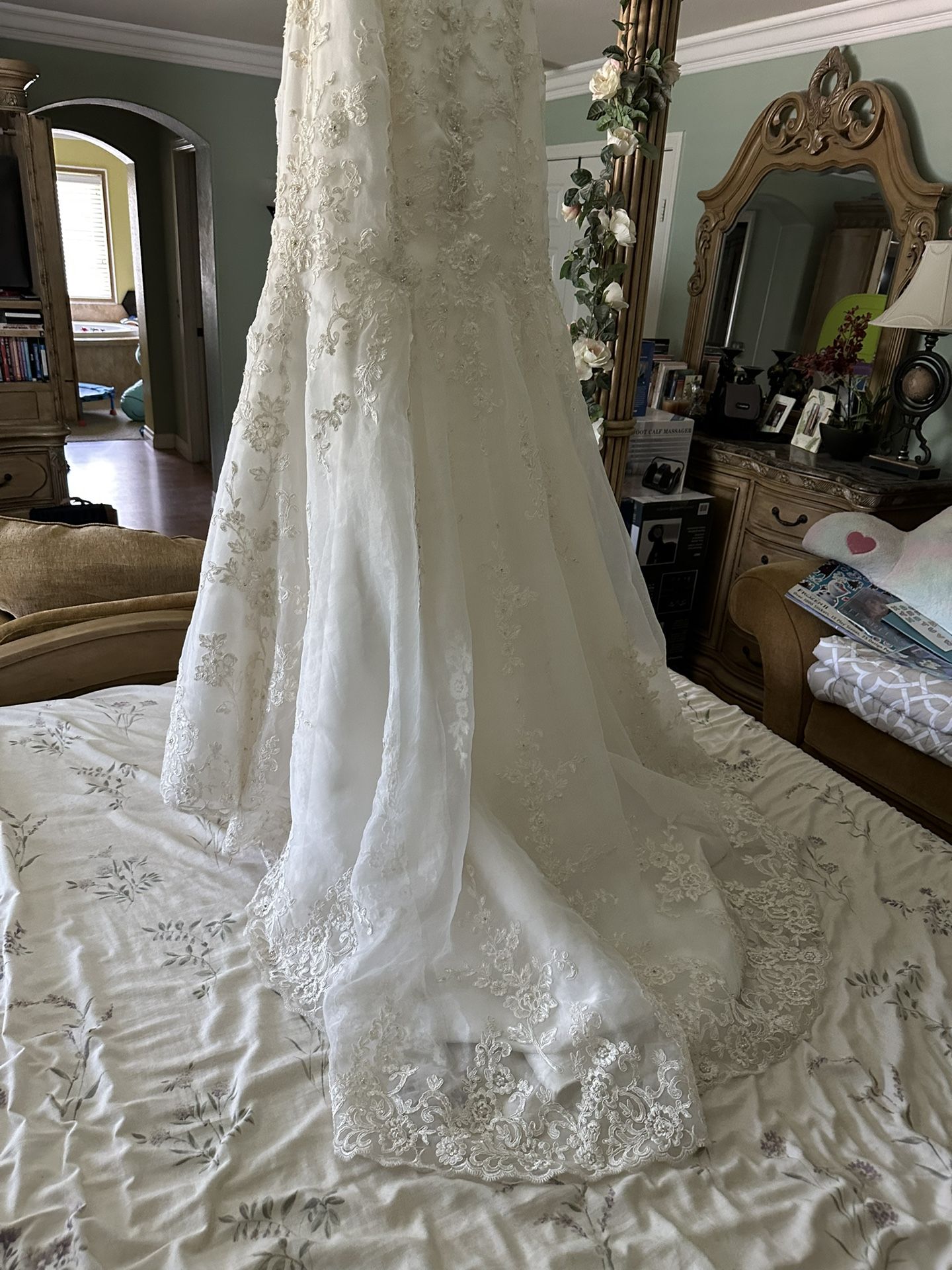 Wedding Dress/Ivory