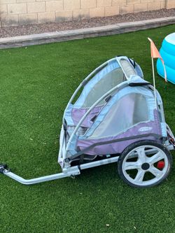 Toddler trailer carrier