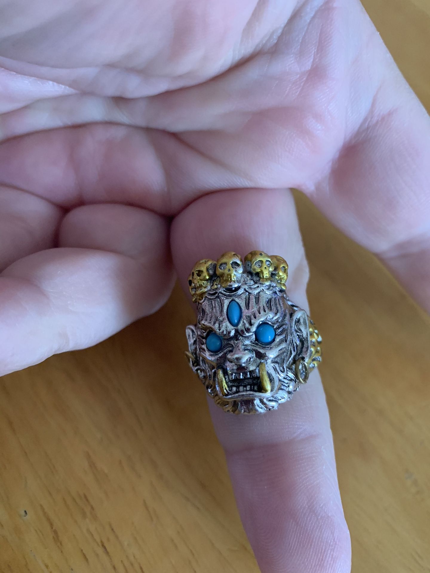 Skull rings
