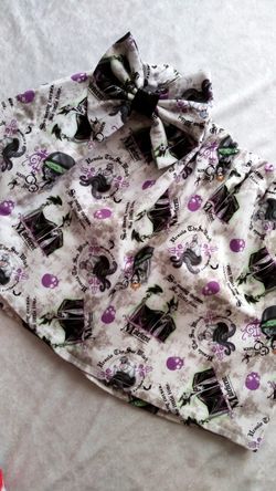 Skirt with matching bow size 4t