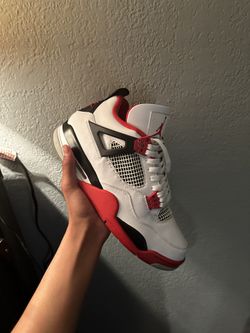 Jordan 4 Fire Red