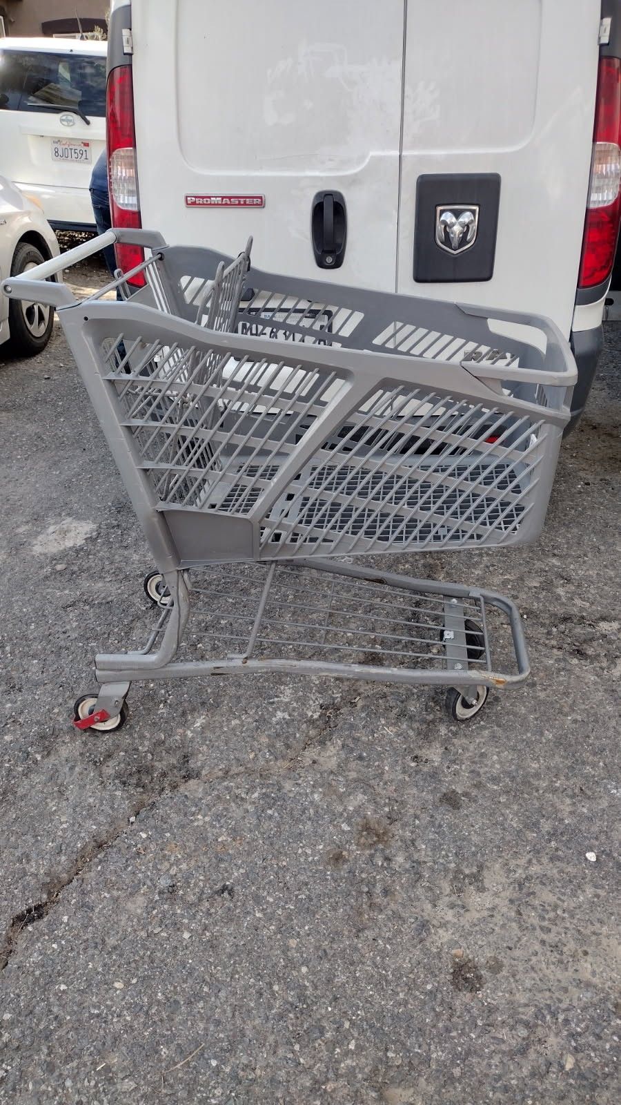 GREY PLASTIC SHOPPING CARTS
