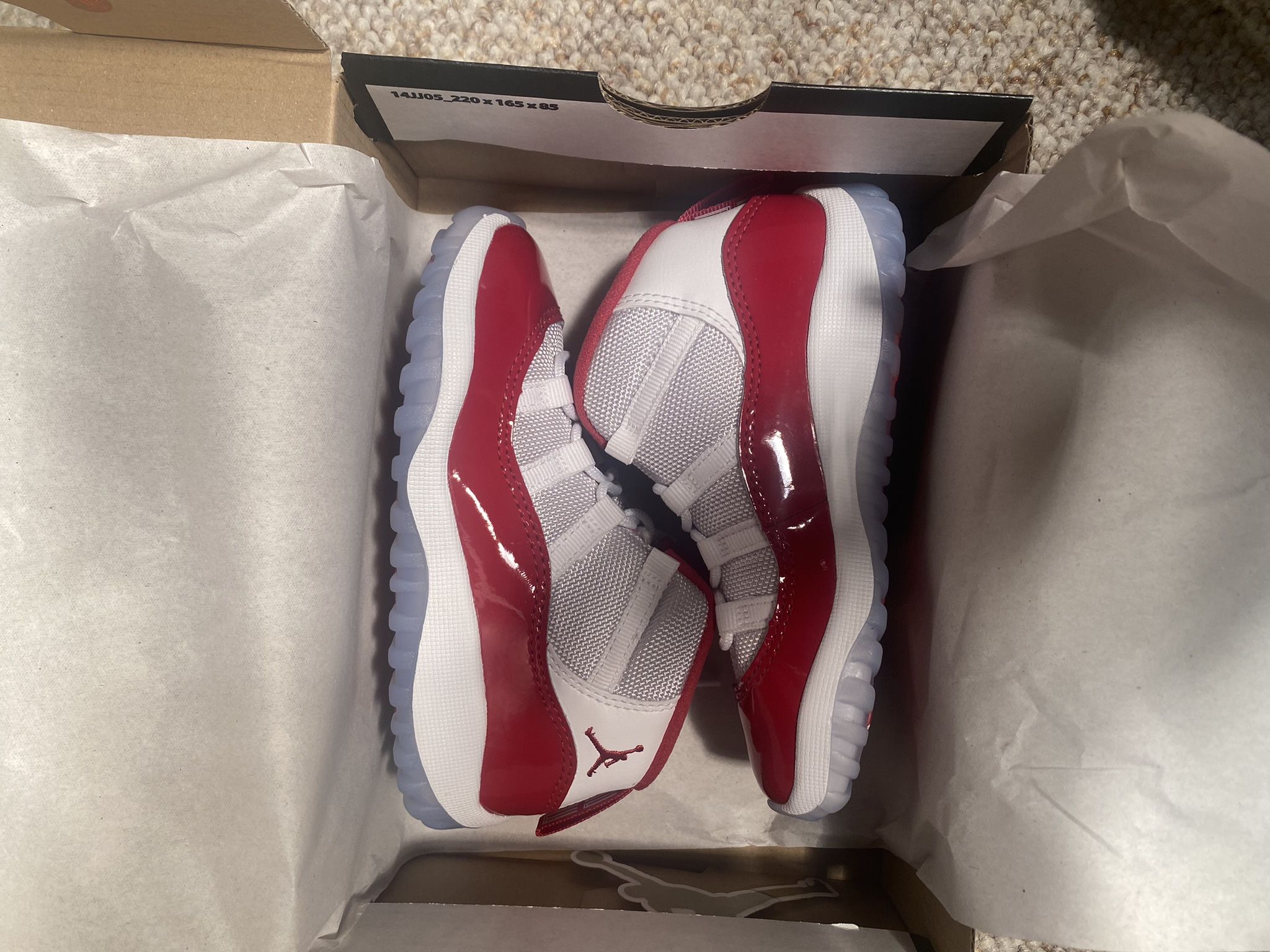 Jordan 11 Size 3Y /DS
