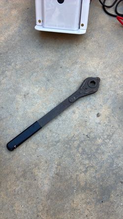 Ratchet Wrench with Black Handle