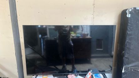 50 in Roku tv couple years old no remote
