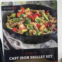 Simple Chef 3-piece cast iron skillet set