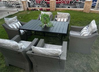 new in box patio table set