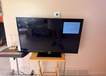 40” RCA TV