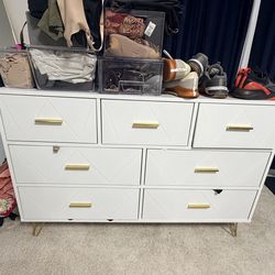 Belper 47.25'' W 7 Drawer Dressers,Bedroom Dresser with Storage Cabinet