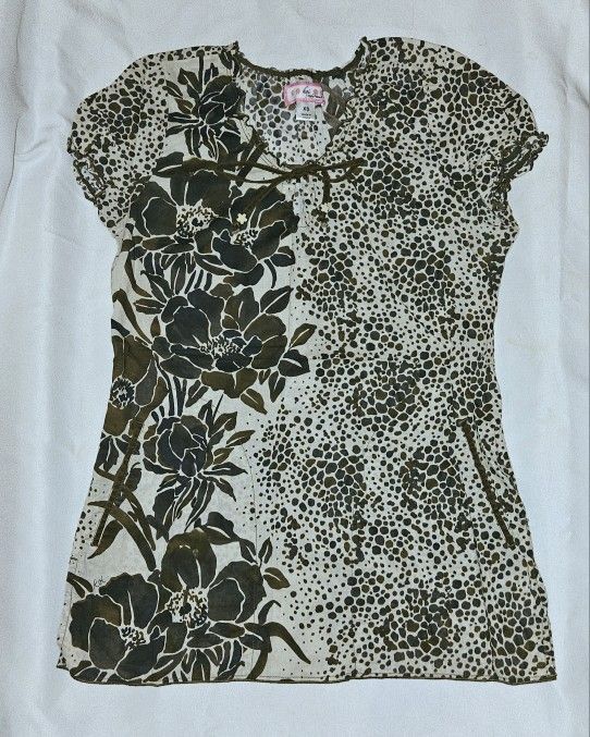 Koi Bridgette Scrub Top In Browns & Greens Size Xsmall