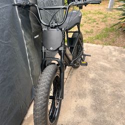 mac fox x1s black 1400 or accepting trades for other bikes