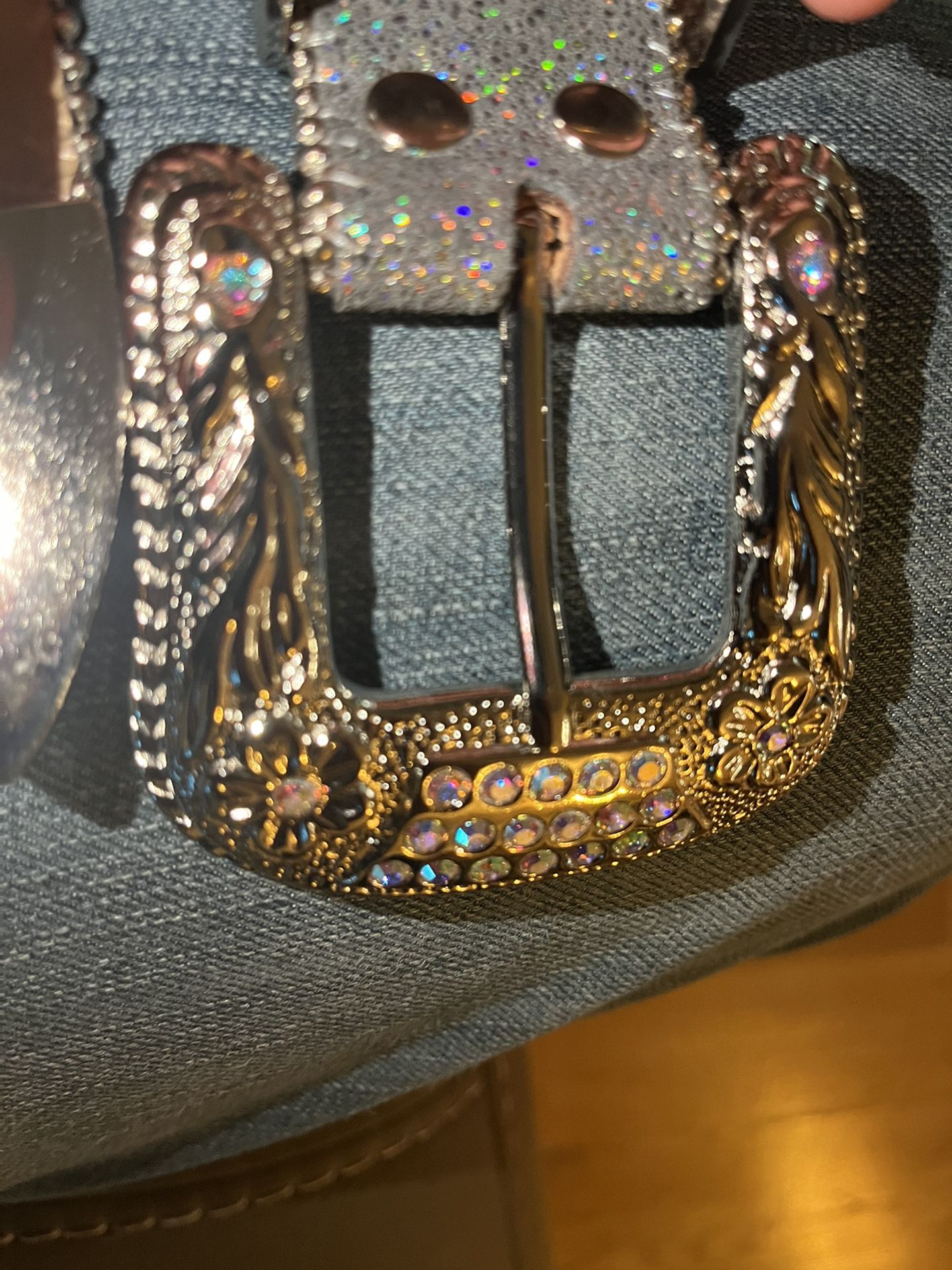 BB.Simon Belt With Box. for Sale in Colorado Springs, CO - OfferUp