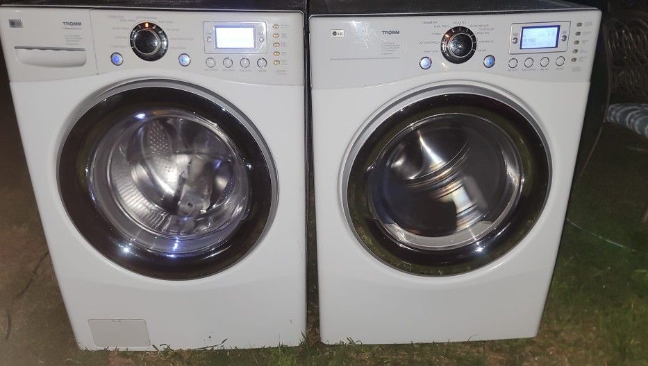LG Toom Washer And Gas Dryer 