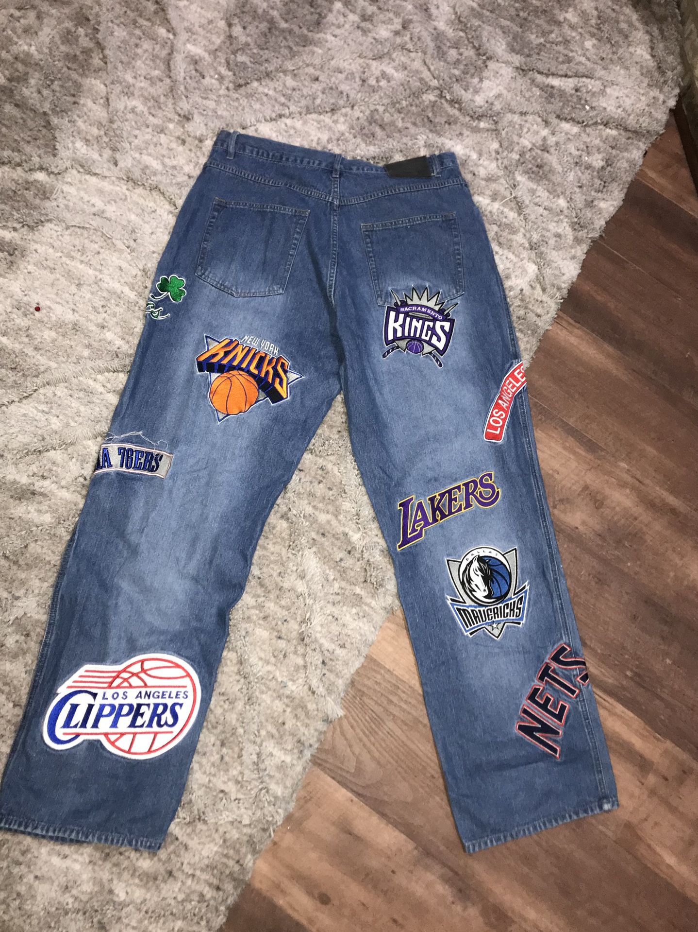 1990s NBA All Over Embroidery Team Patch Denim-Mens Streetwear-Jeans-Basketball-Star  Patch-Streetsstyle Spellout-Size 36 Large-Vintage for Sale in Valrico, FL -  OfferUp