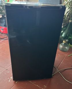 Refrigerador frigidaire pequeño