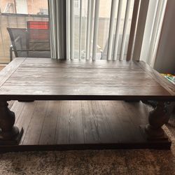 Over Sized Coffee Table And End Table 