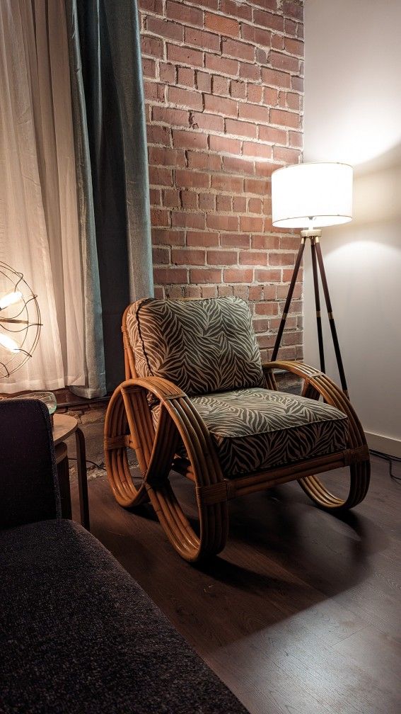 Pretzel Rattan Chair