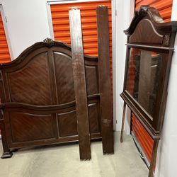 Solid Wood Queen Size Bed Frame With Mirror.