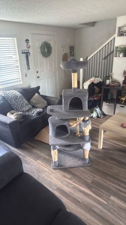 Cat tree