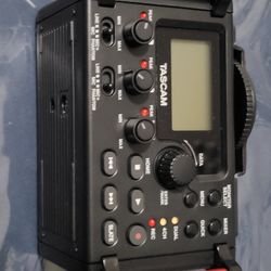 TASCAM DR-60DmkII 4-Input / 4-Track Multitrack Field Recorder