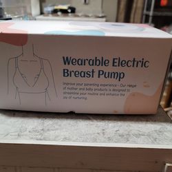 Wearable Breast Pump. SANITIZED!!!