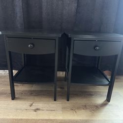 Nightstand Tables 22x17. $20 For Both. Pick Up. Read Description 