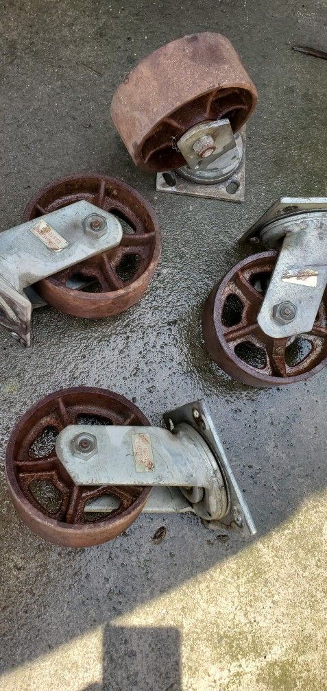 Roll Caster Masters