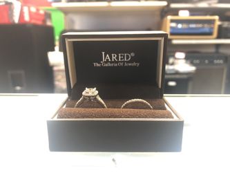 14kt White Gold Wedding Set