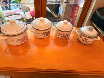 4-Piece Enamel Pot Set with Lids