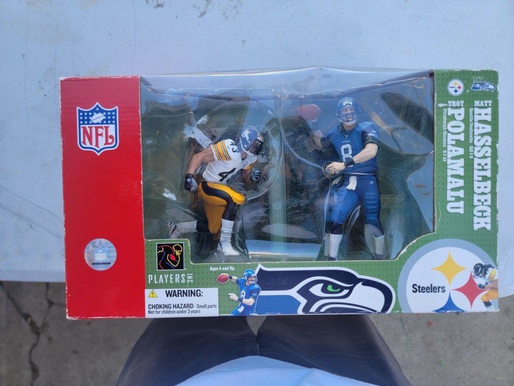 MCFARLANE NFL 2 Pack Troy Polamalu VS Matt Hasselbeck LIMITED
