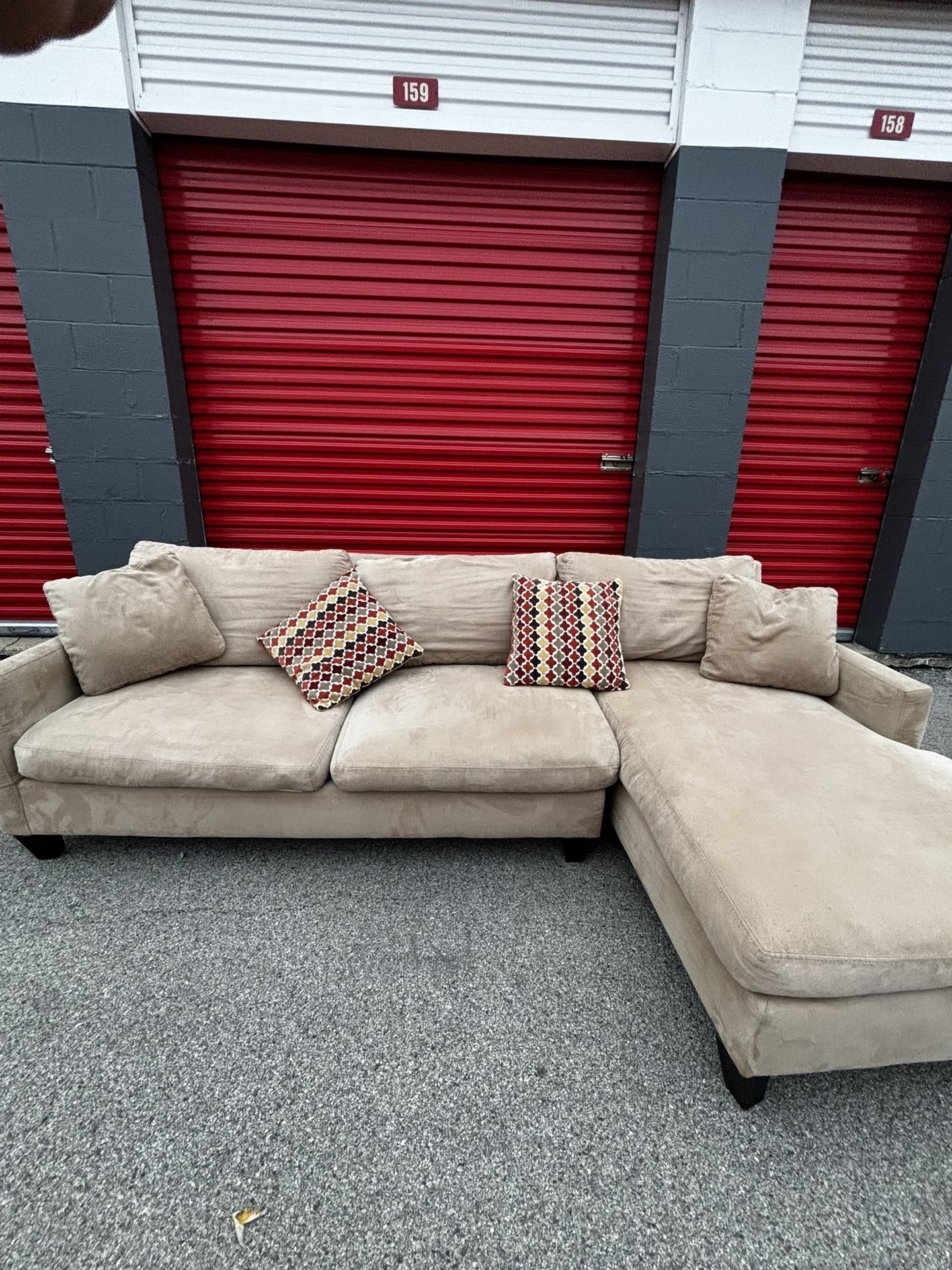 Beige Microfiber Sectional Sofa with Chaise*FREE Curbside Delivery 🚚 