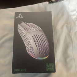 Gaming mouse 
