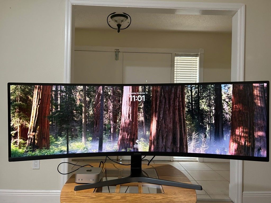 Samsung C49R Curved 49 Inch Monitor 