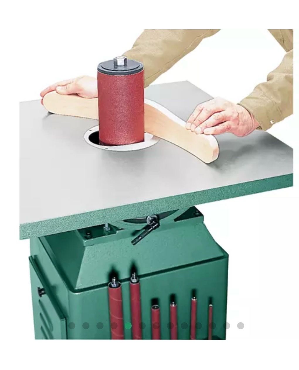 Grizzly oscillating sander.