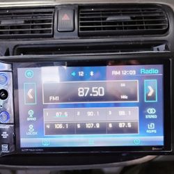 Dual Stereo Car