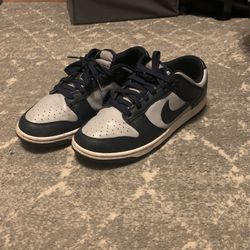 Size 8.5 Nike Dunk "Georgetown"
