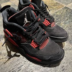 Jordan 4 red thunder size 9