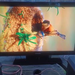 42 INCH SAMSUNG 1080P TV WITH ROKU STREAMING STICK AND REMOTES $125 FINAL PRICE 