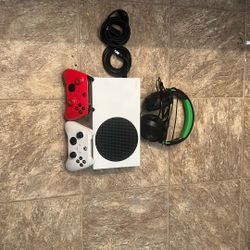 Xbox Series S Bundle