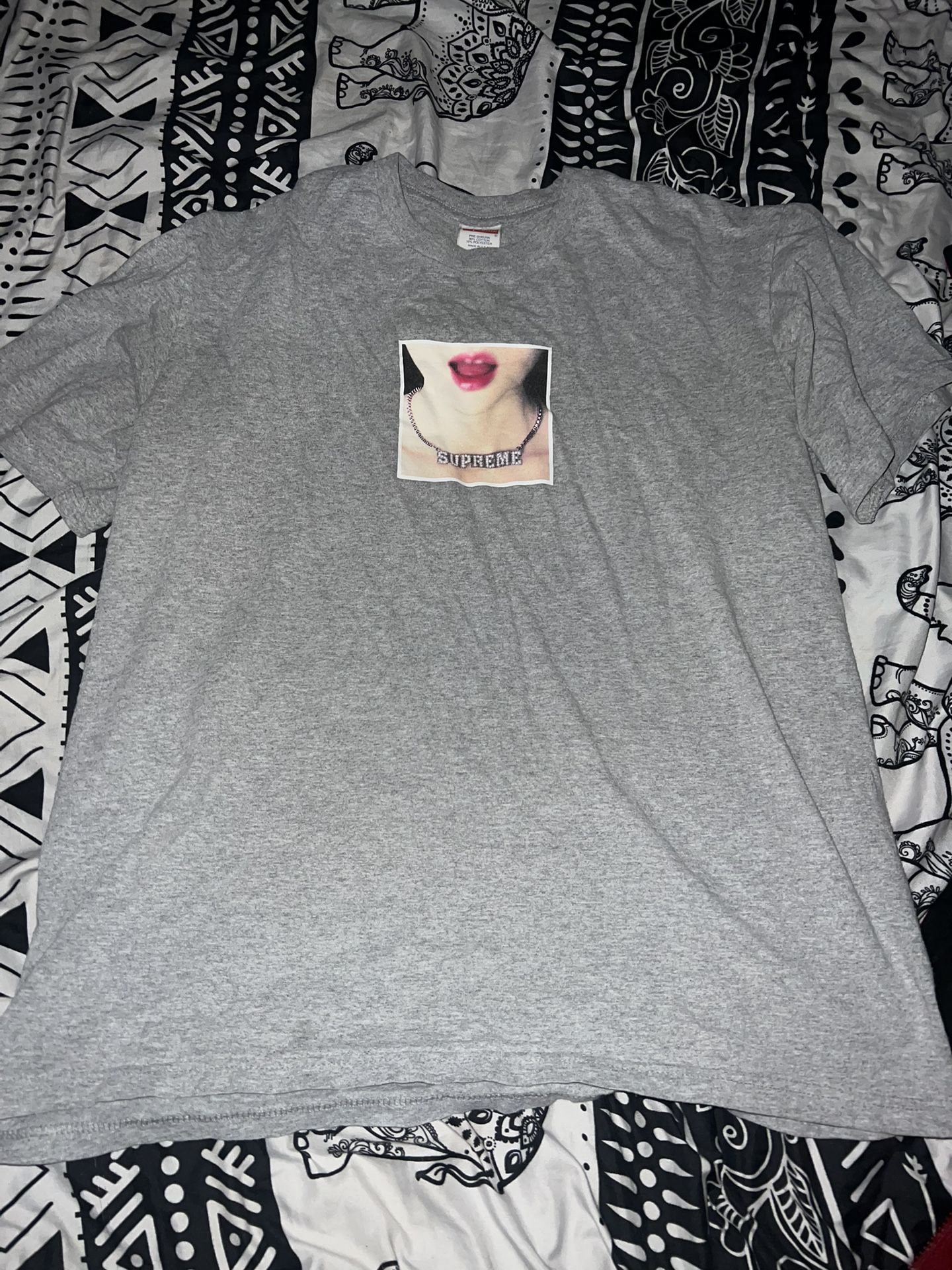 Supreme Tee