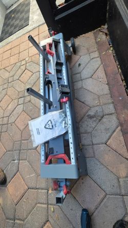 Saw stand